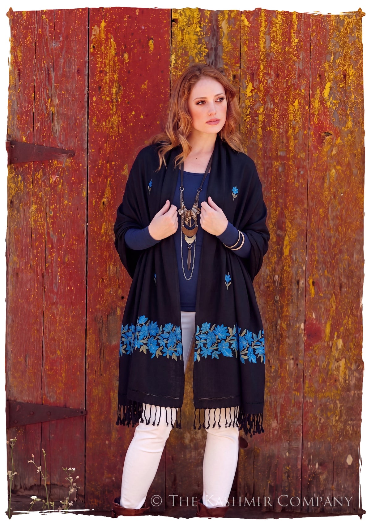 Alejandra Frontières Jardin Gift Shawl — lifestyle