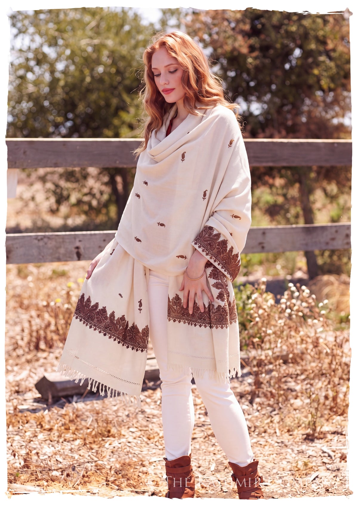 Aurélie Frontières Paisley Gift Shawl — lifestyle