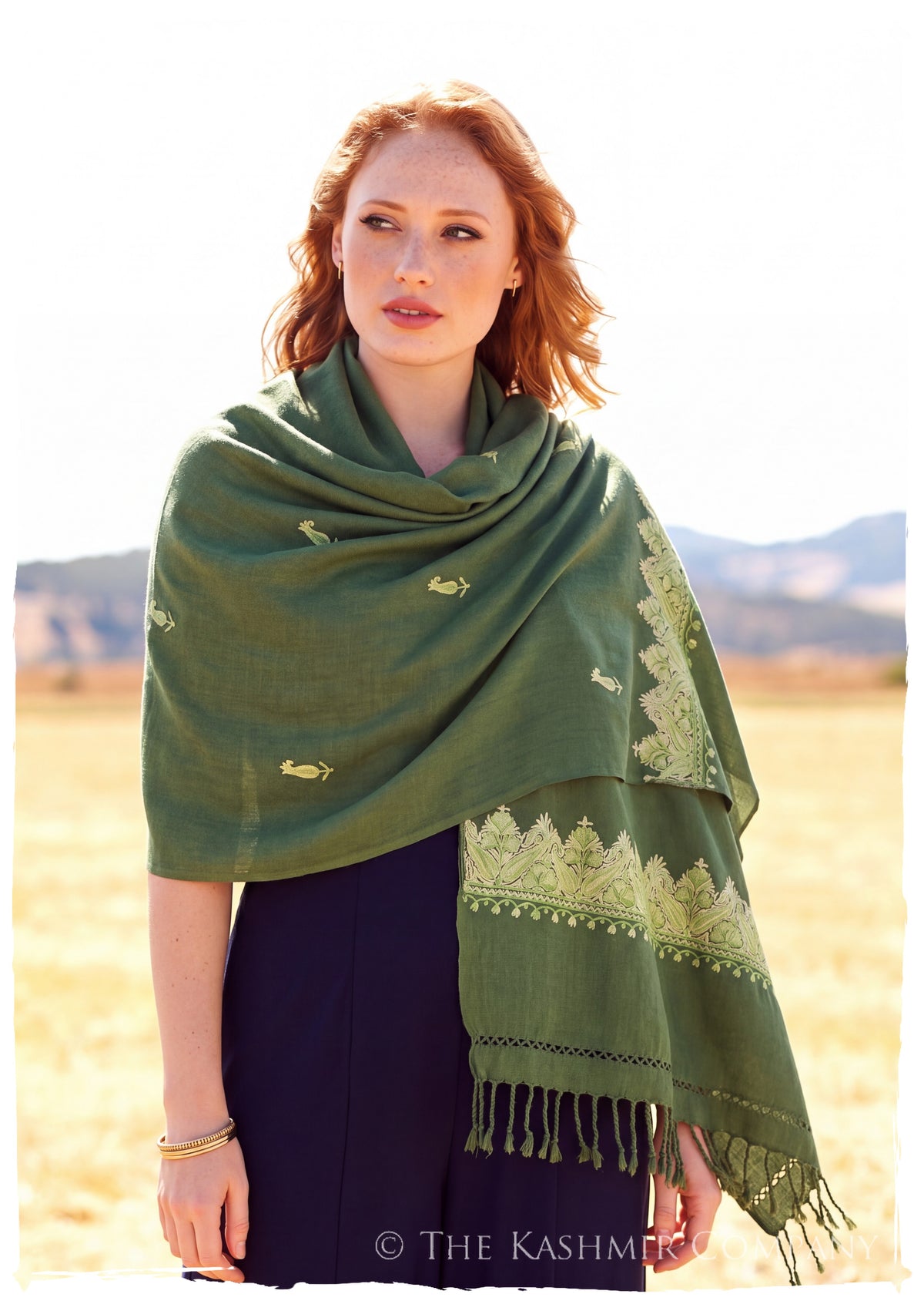 Fernande Frontières Paisley Gift Shawl — lifestyle