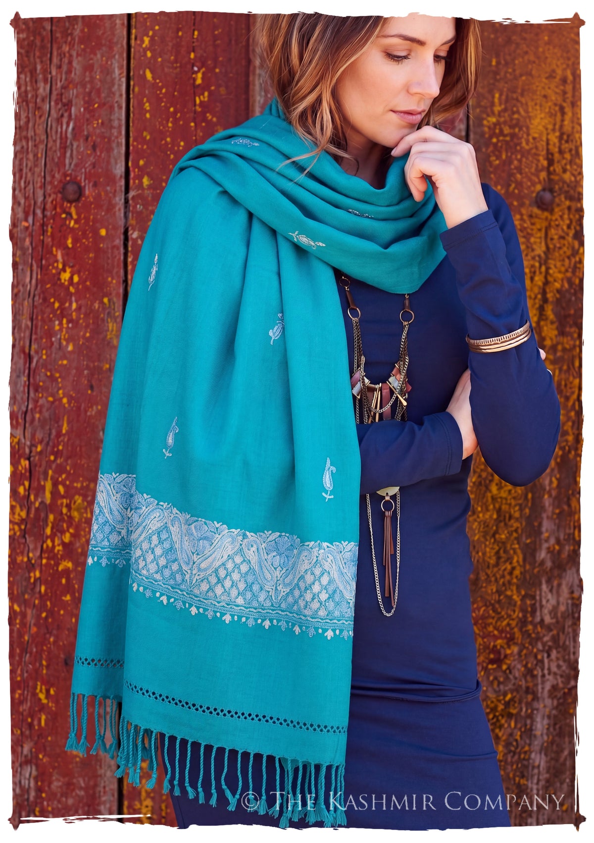 Lucile Frontières Paisley Gift Shawl — lifestyle