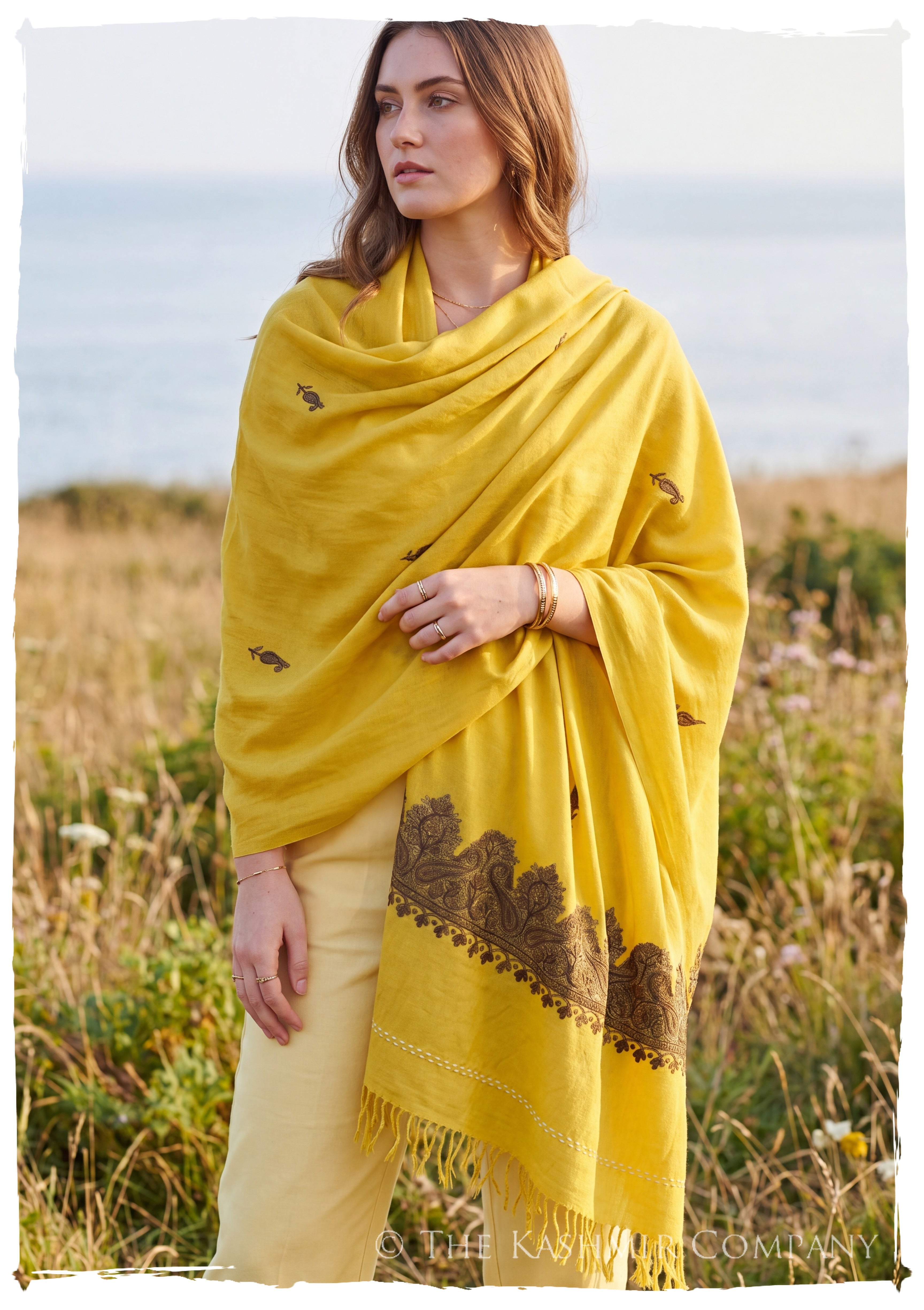 Rochelle Frontières Paisley Gift Shawl — lifestyle