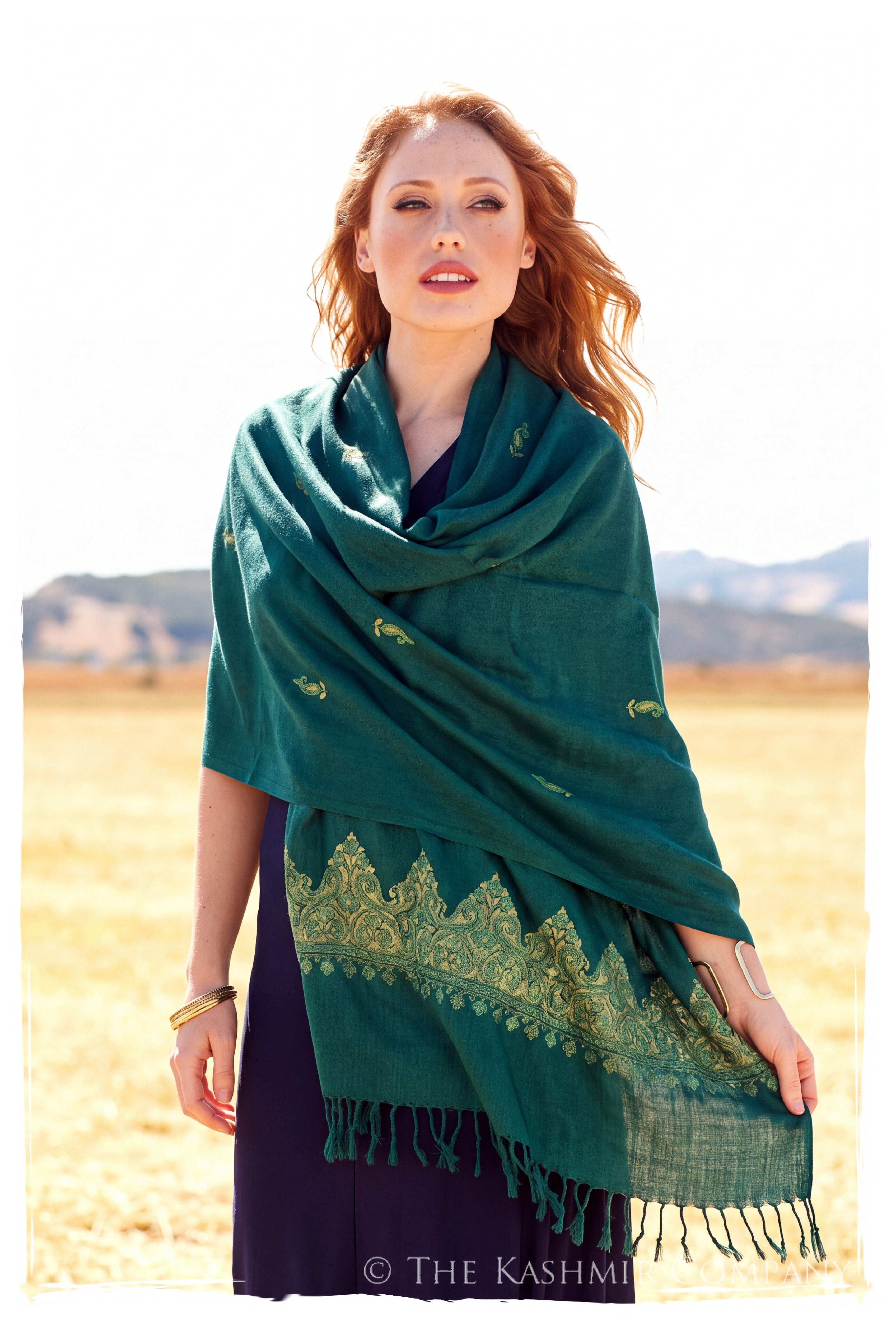 Xiomara Frontières Paisley Gift Shawl — lifestyle