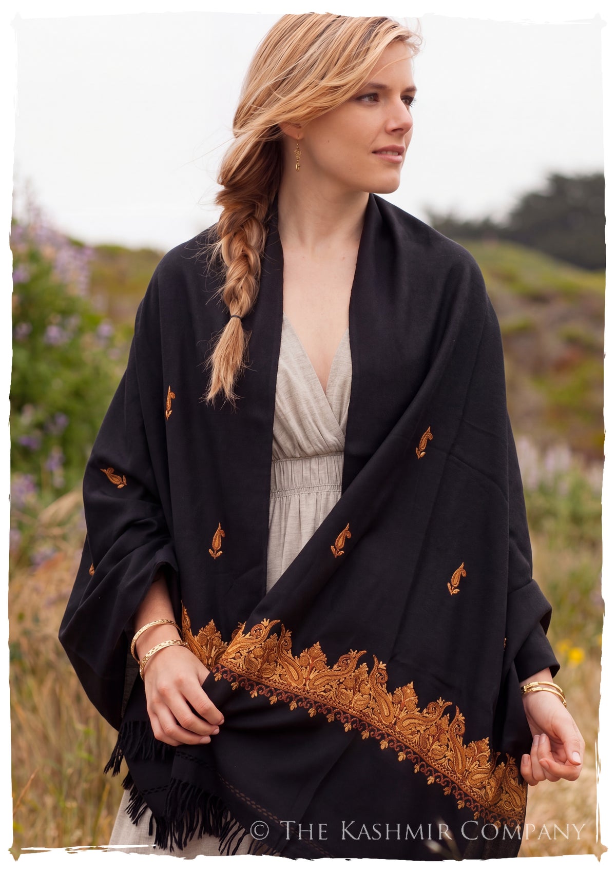 Yanet Frontières Paisley Gift Shawl — lifestyle