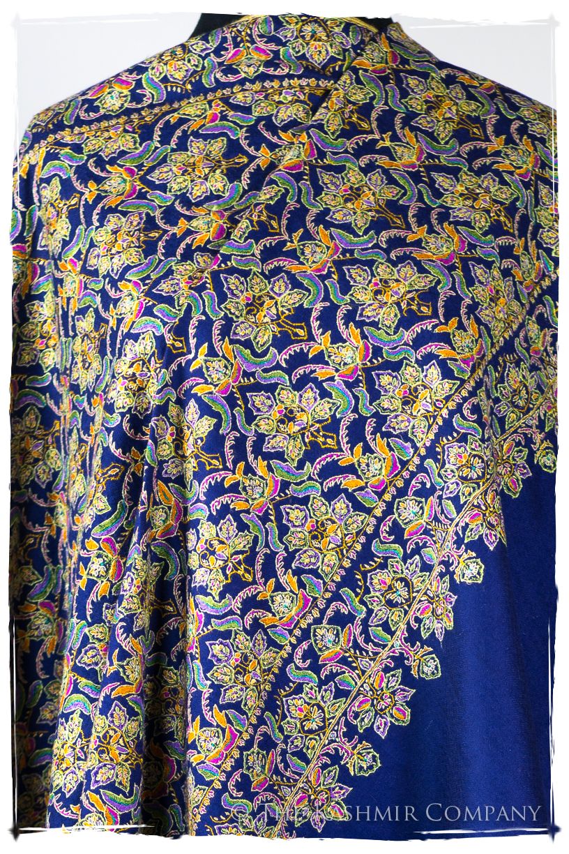 Lady of the Lake Nouvelle - Grand Pashmina Shawl