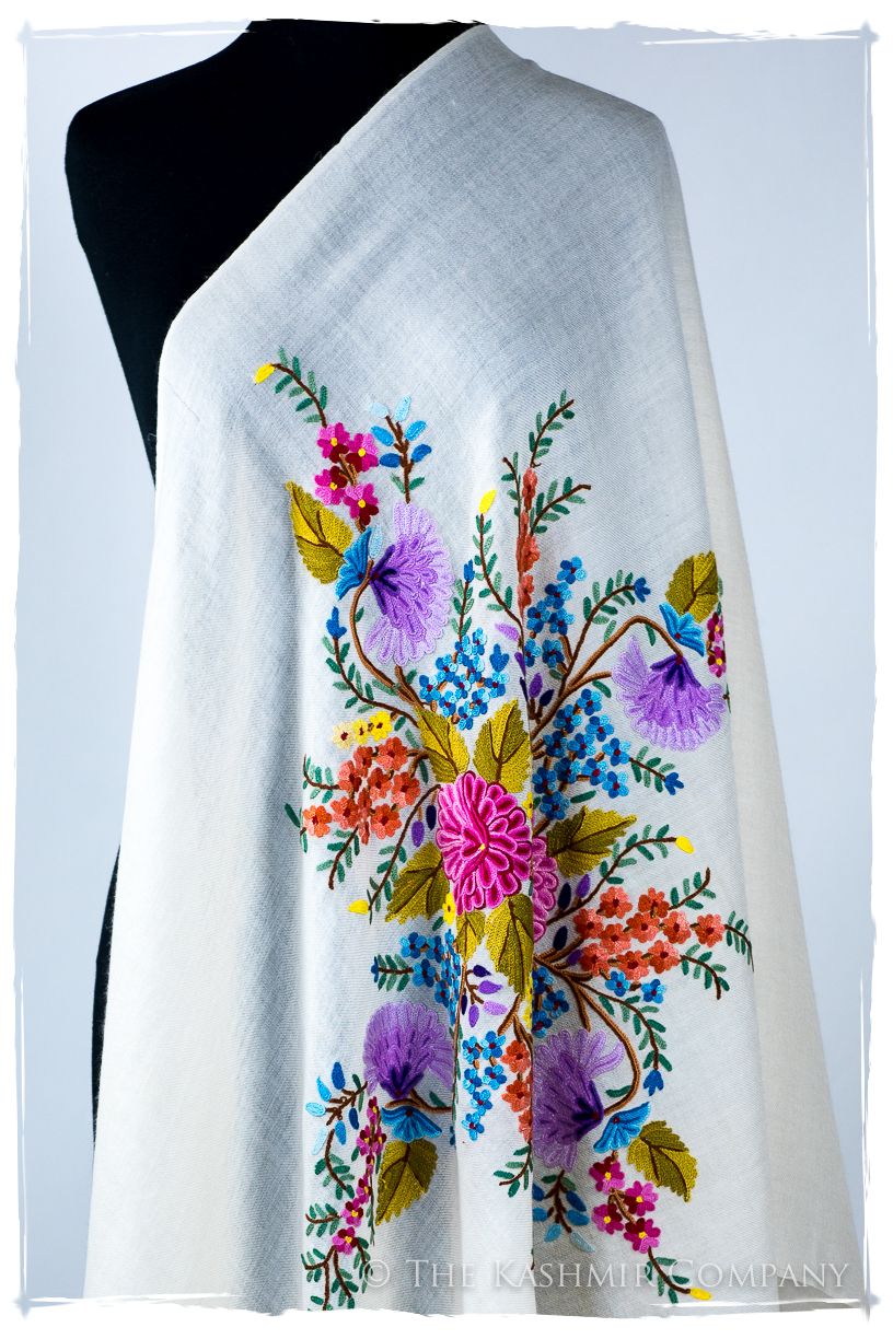 Jardin Pastel Français Voilet Bouquet Mascarade Shawl