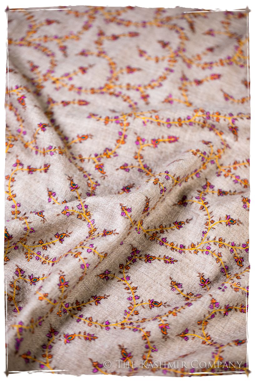 Iris de Cléopâtre Jardin L'amour Soft Cashmere Scarf/Shawl