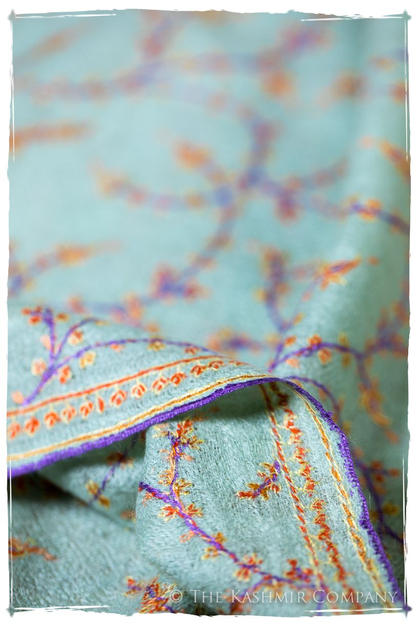 Jade de Cléopâtre Jardin L'amour Soft Cashmere Scarf/Shawl