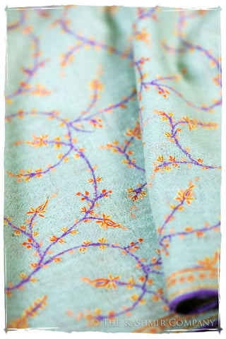 Jade de Cléopâtre Jardin L'amour Soft Cashmere Scarf/Shawl