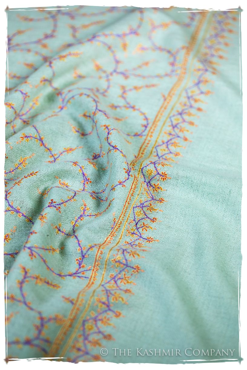 Jade de Cléopâtre Jardin L'amour Soft Cashmere Scarf/Shawl