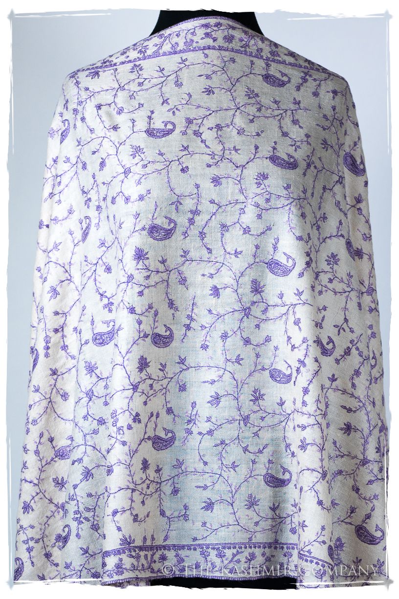 Imperial Purple de Paisley L'amour Soft Cashmere Scarf/Shawl