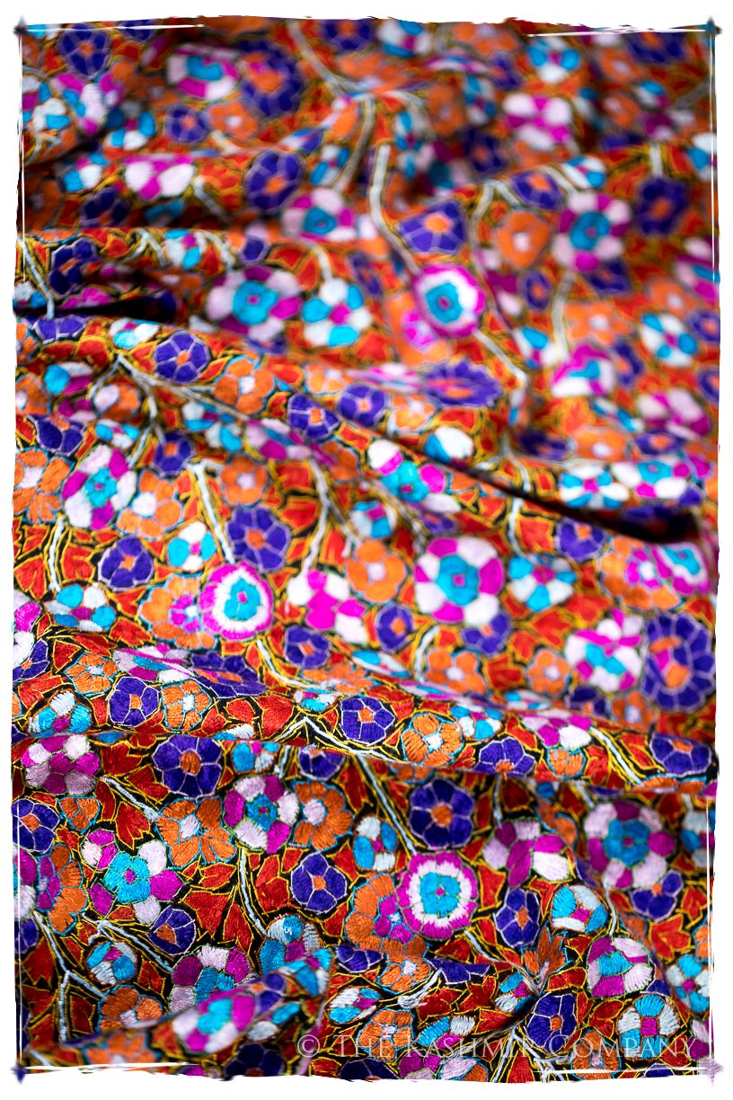 Lisieux Papier Mâché Fleurs La Rive Gauche Shawl