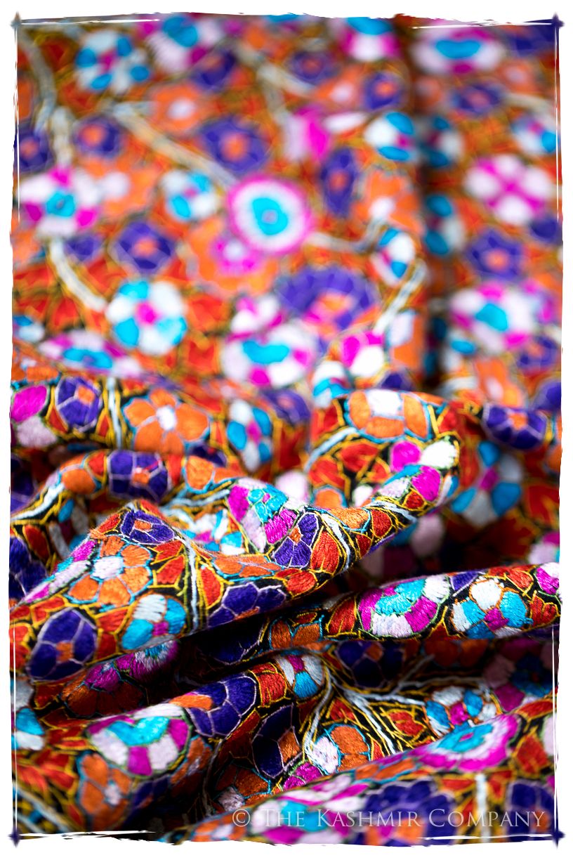 Lisieux Papier Mâché Fleurs La Rive Gauche Shawl