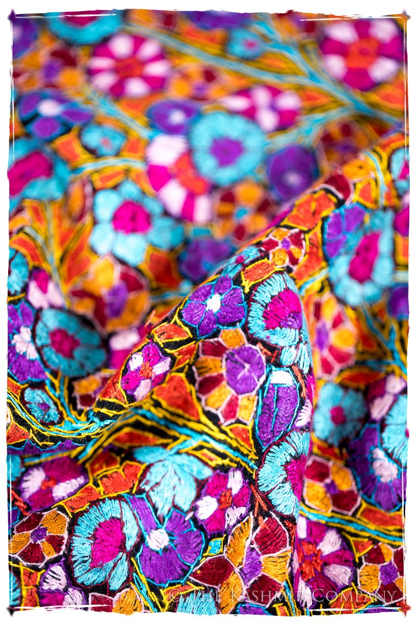 Beaune Papier Mâché Fleurs La Rive Gauche Shawl