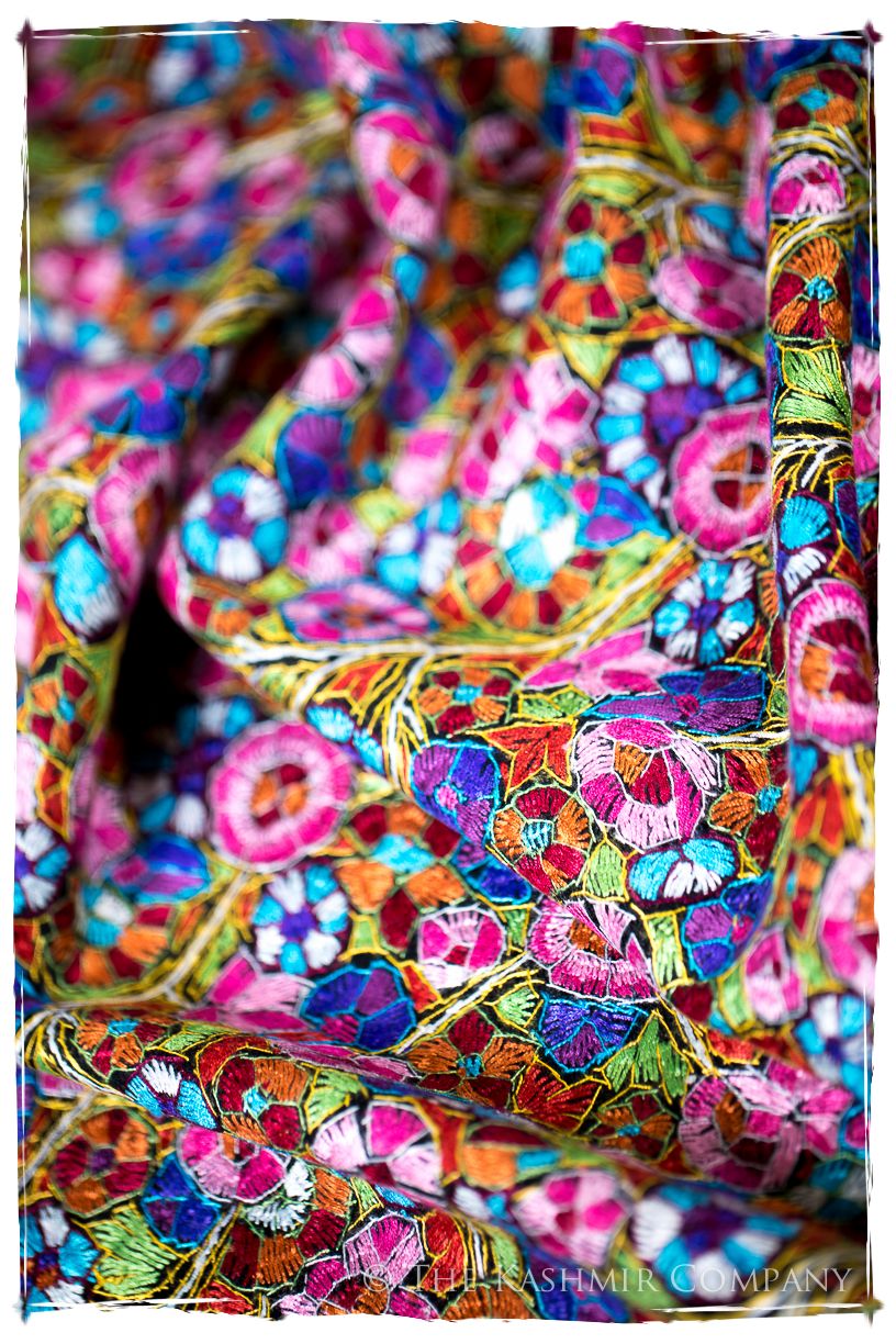 Miramas Papier Mâché Fleurs La Rive Gauche Shawl