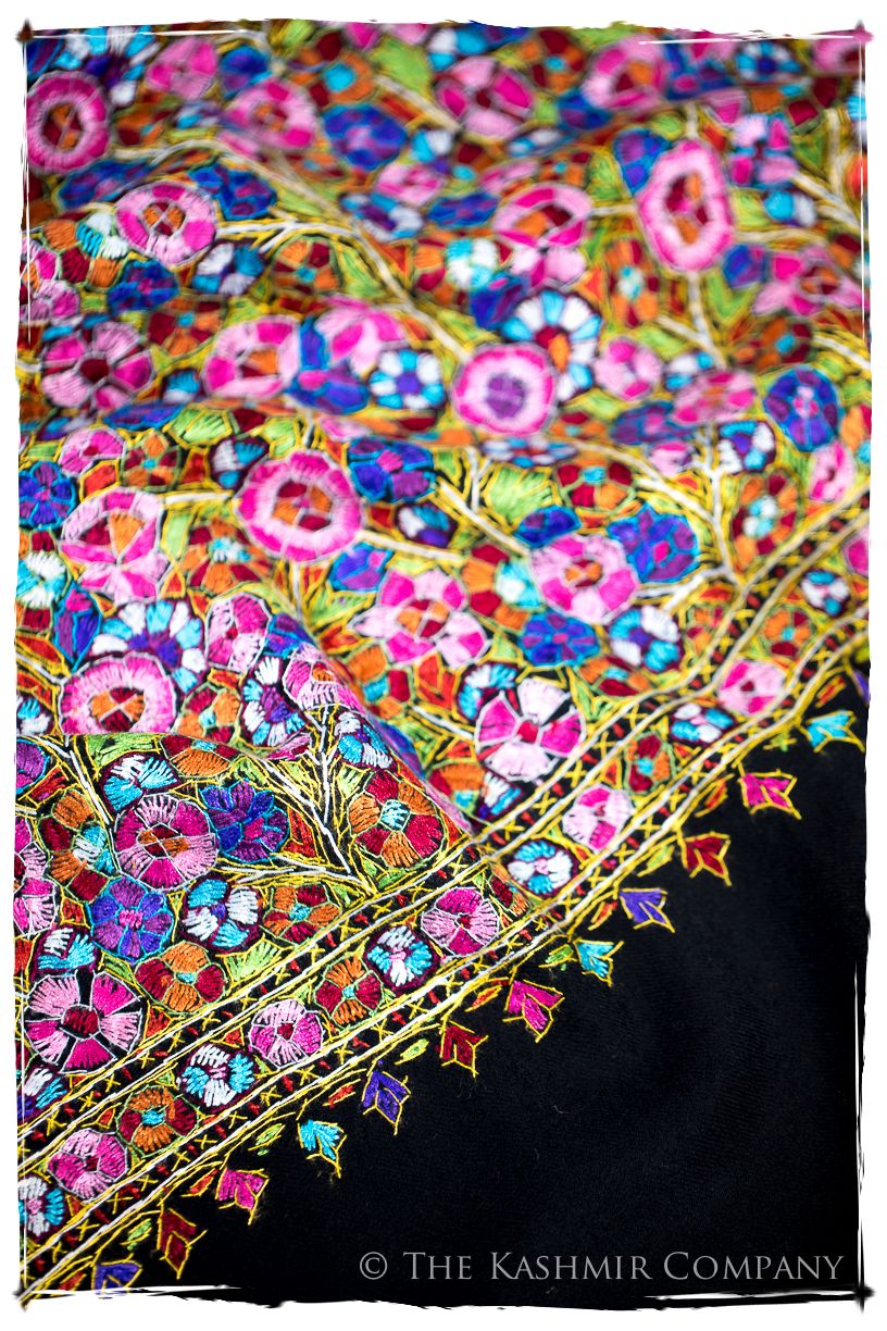 Miramas Papier Mâché Fleurs La Rive Gauche Shawl