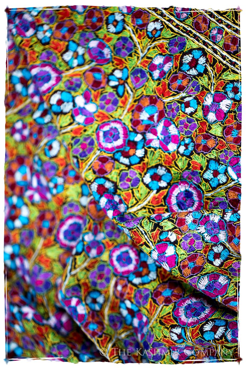 Montfermeil Papier Mâché Fleurs La Rive Gauche Shawl