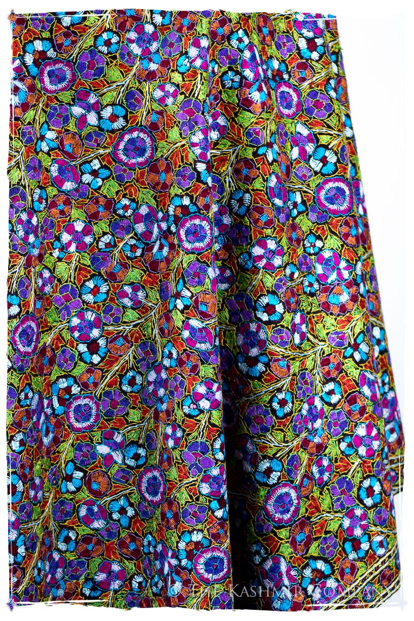 Montfermeil Papier Mâché Fleurs La Rive Gauche Shawl
