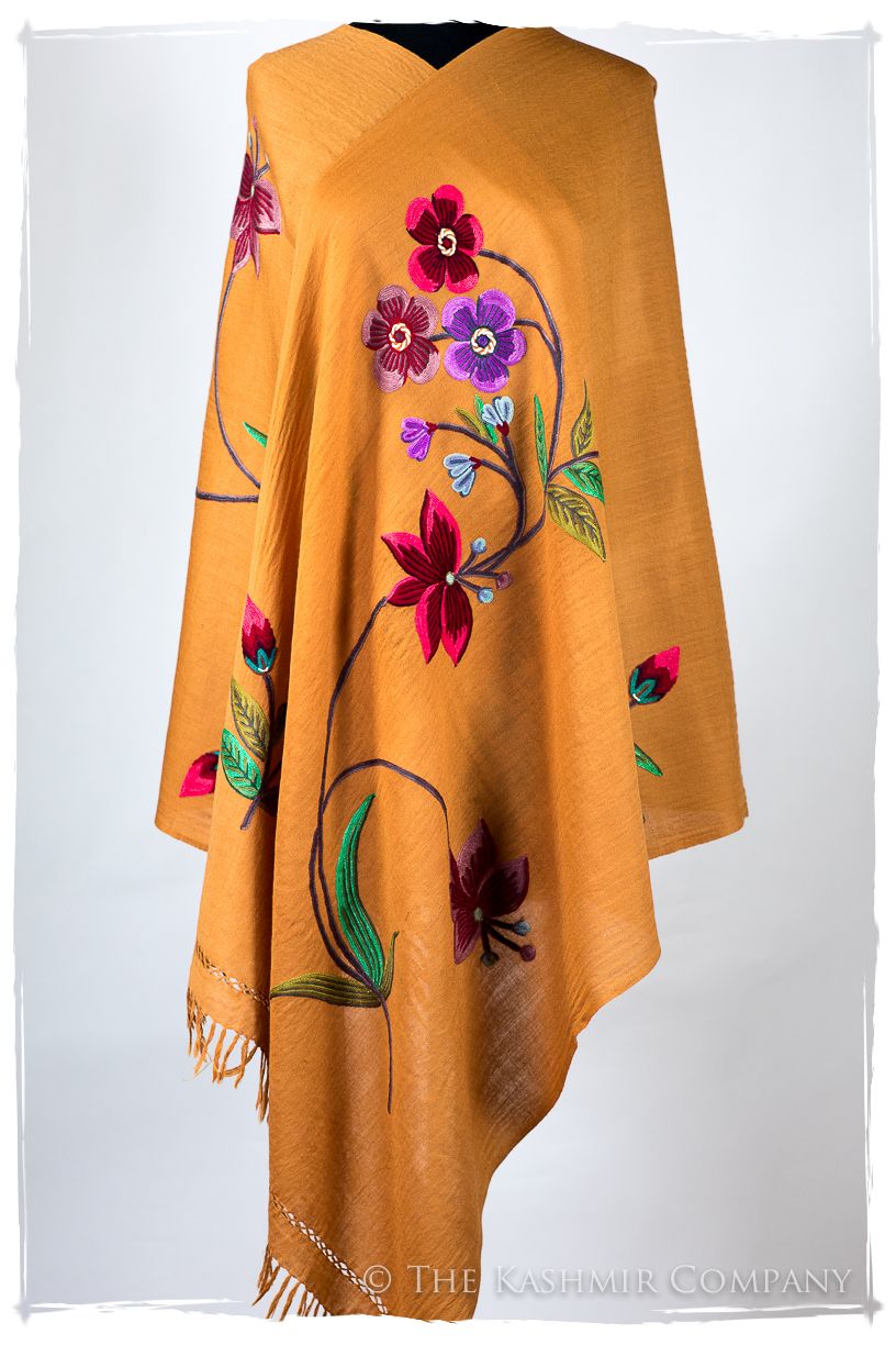 Karinè Flèur Je Ne Sais Quoi Shawl