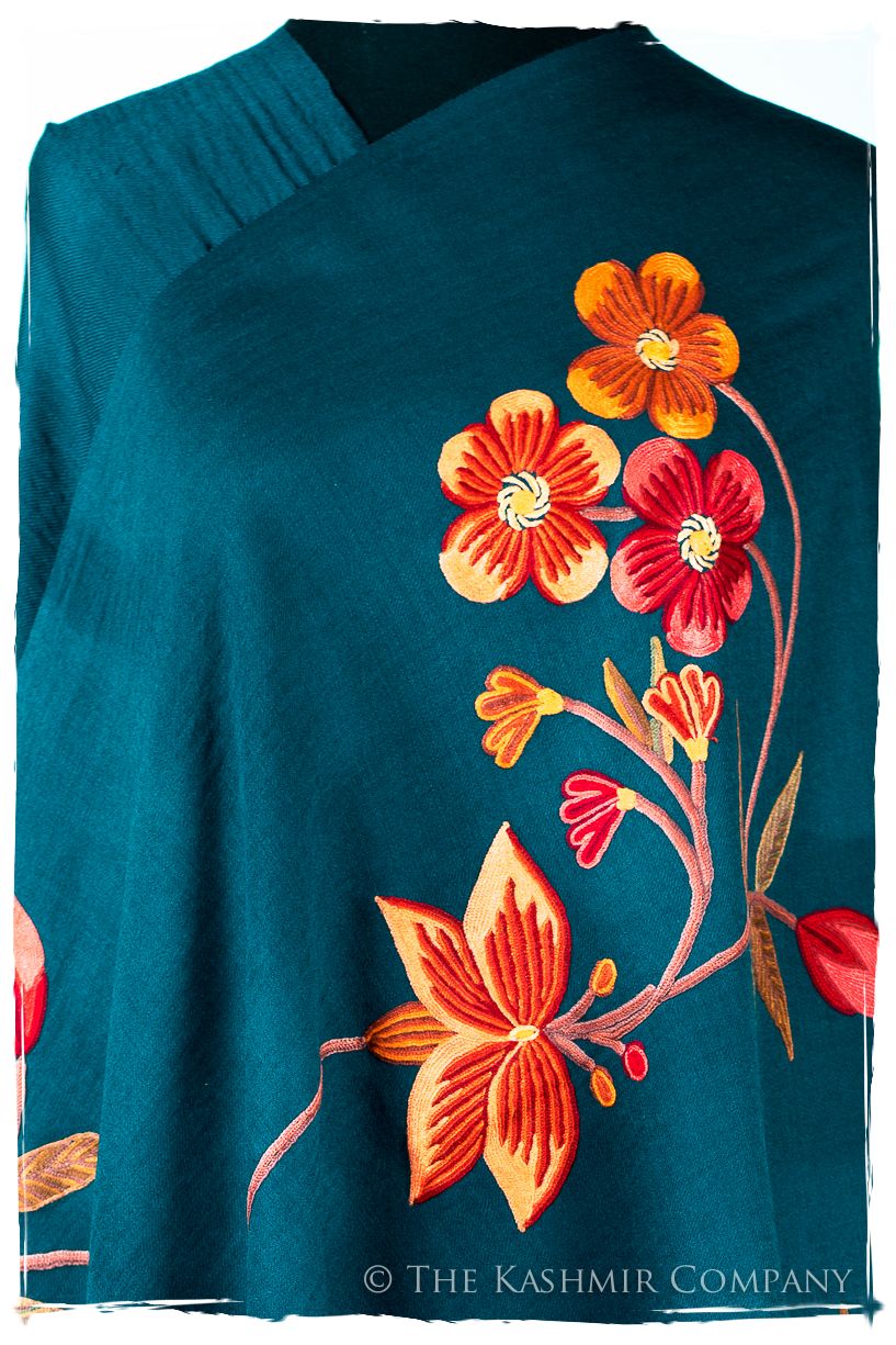 Luciennè Je Ne Sais Quoi Shawl