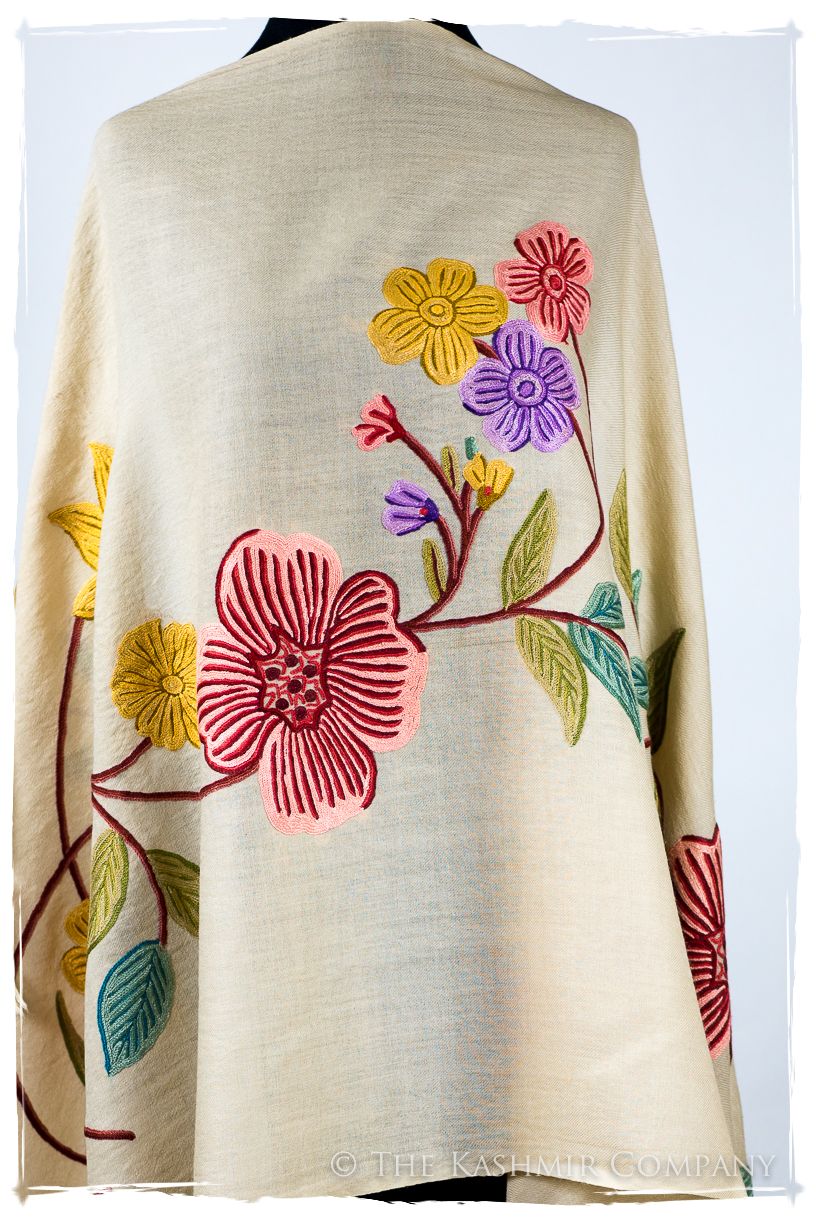Madelaine Je Ne Sais Quoi Shawl