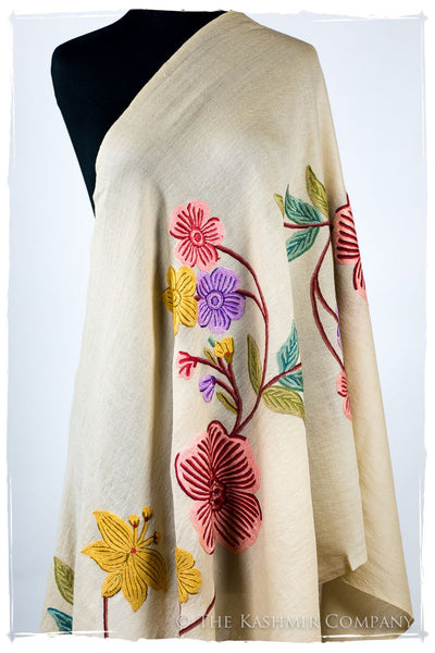 Madelaine Je Ne Sais Quoi Shawl