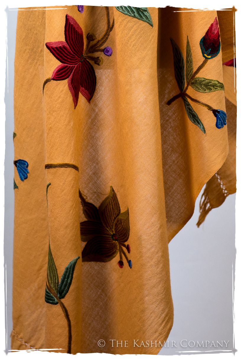 Lena Je Ne Sais Quoi Shawl