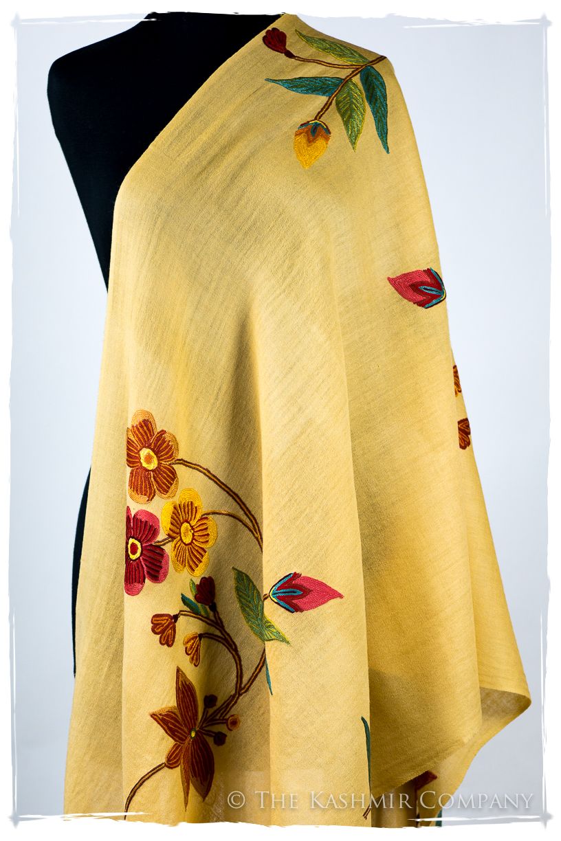 Anabelle Je Ne Sais Quoi Shawl