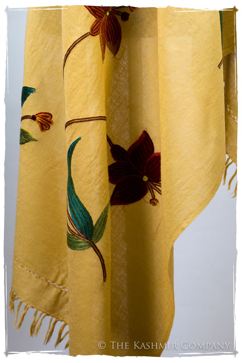 Anabelle Je Ne Sais Quoi Shawl