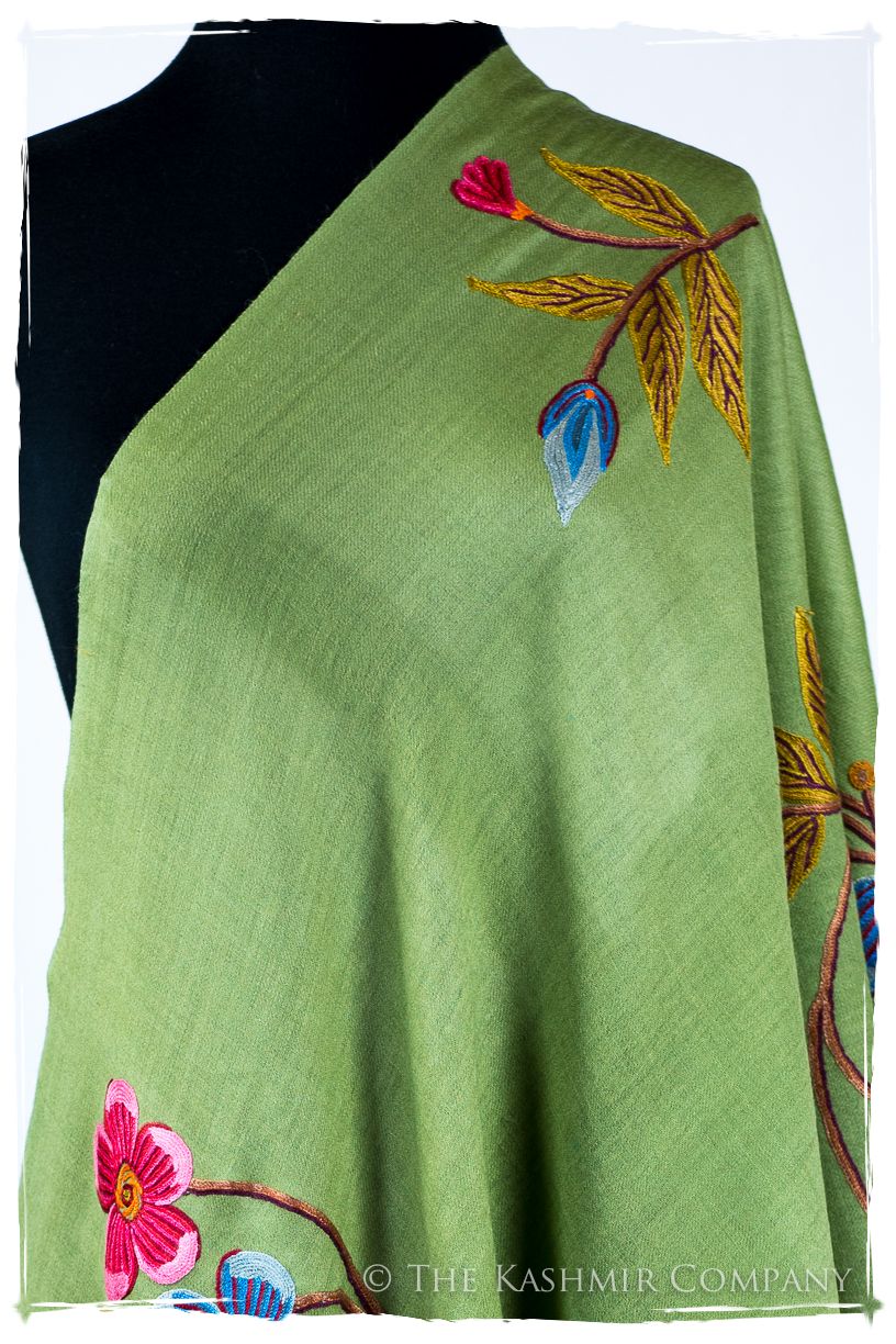 Marie Louise Je Ne Sais Quoi Shawl