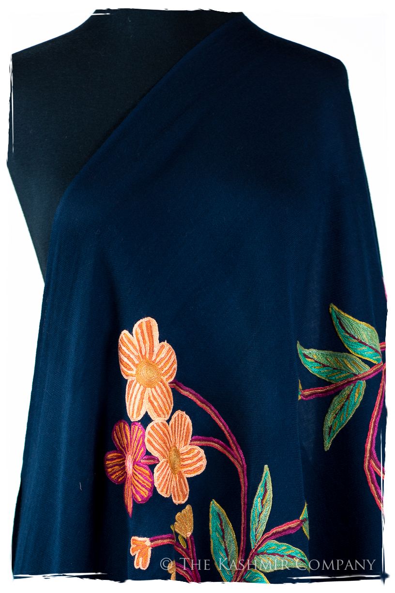 Marie-France Je Ne Sais Quoi Shawl