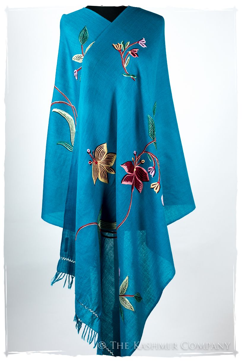 Marie-Thérèse Je Ne Sais Quoi Shawl