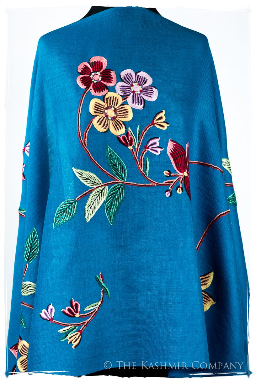 Marie-Thérèse Je Ne Sais Quoi Shawl