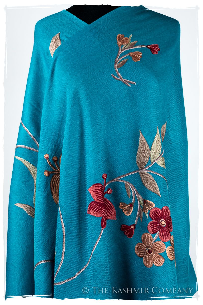 Marielle Je Ne Sais Quoi Shawl