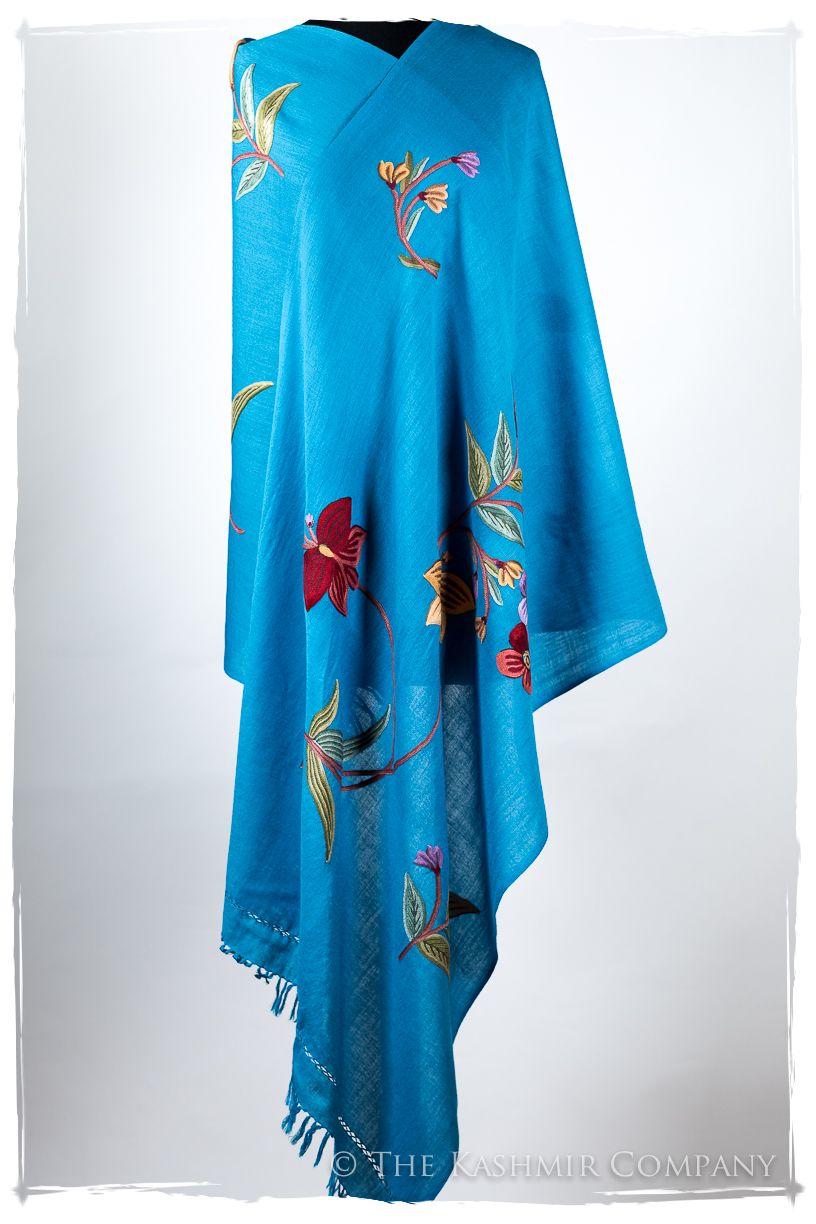Martine Je Ne Sais Quoi Shawl