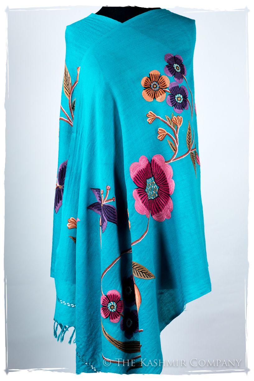 Maryse Je Ne Sais Quoi Shawl