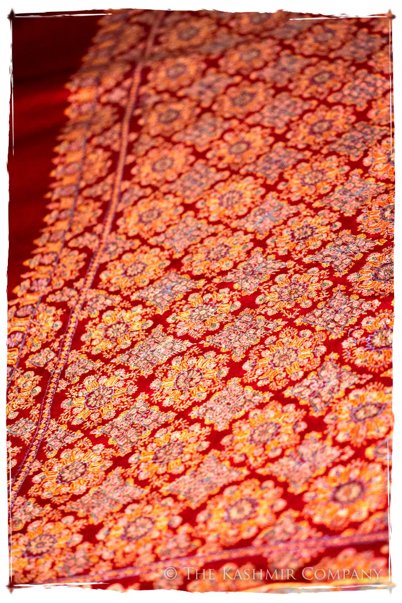 The Bordeaux Montmartre - Grand Pashmina Shawl