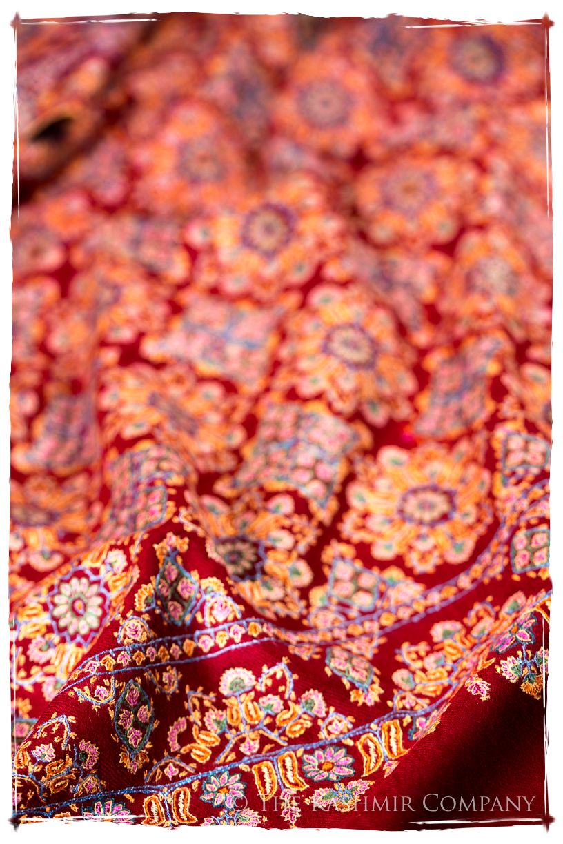 The Bordeaux Montmartre - Grand Pashmina Shawl