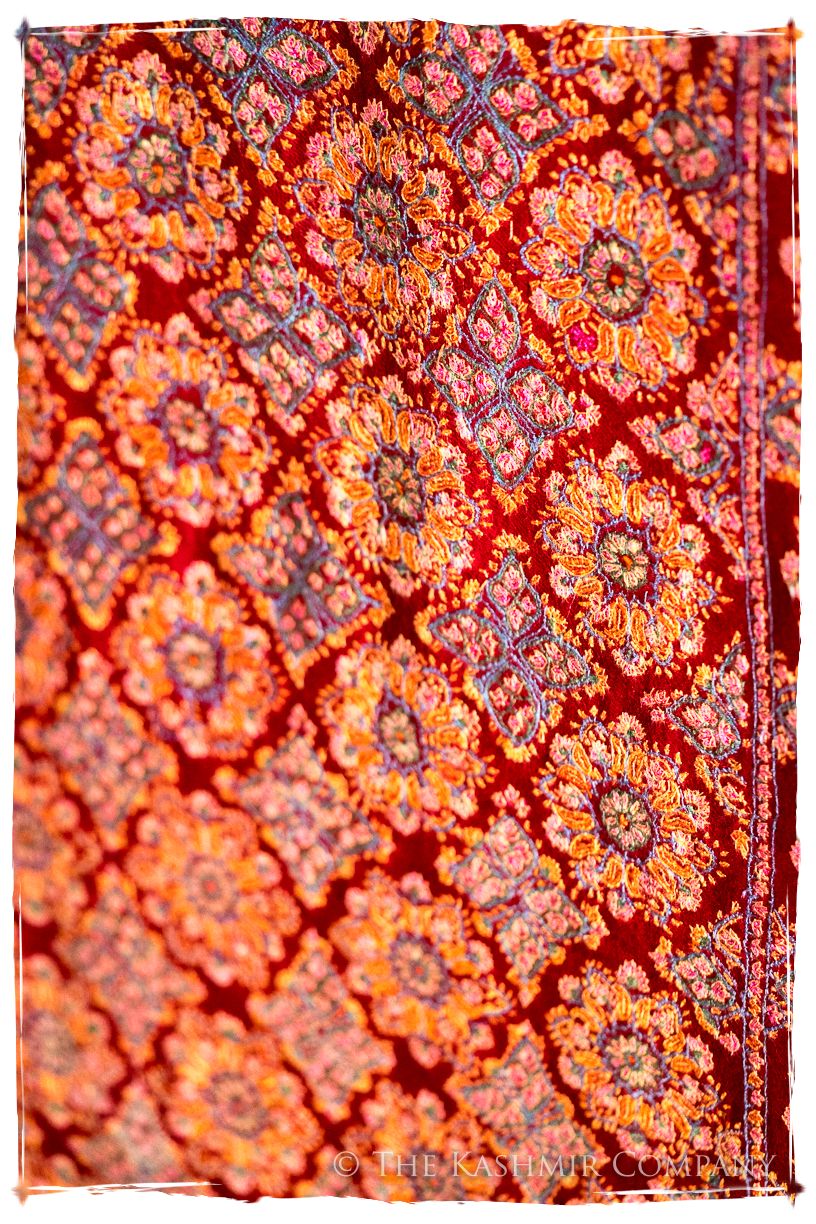 The Bordeaux Montmartre - Grand Pashmina Shawl