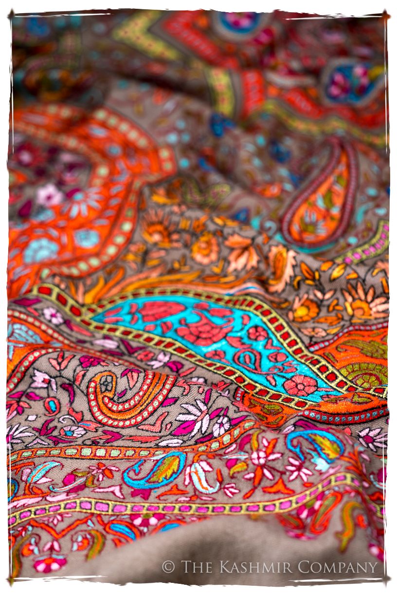 Jewels of Josephiné - Grand Pashmina Shawl