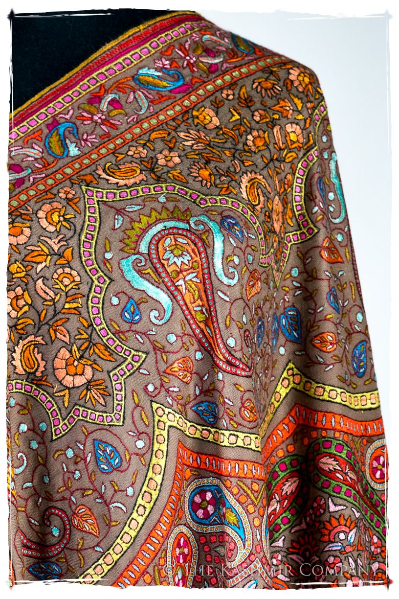Jewels of Josephiné - Grand Pashmina Shawl