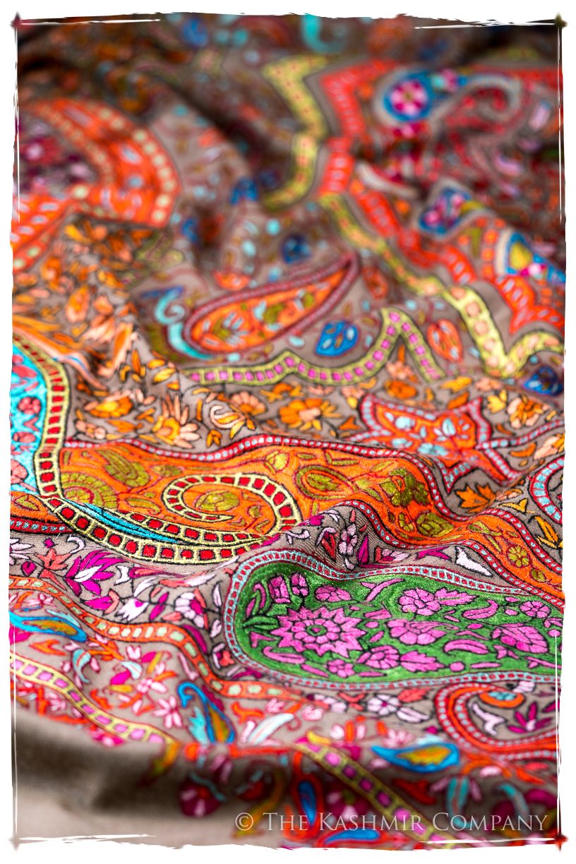 Jewels of Josephiné - Grand Pashmina Shawl