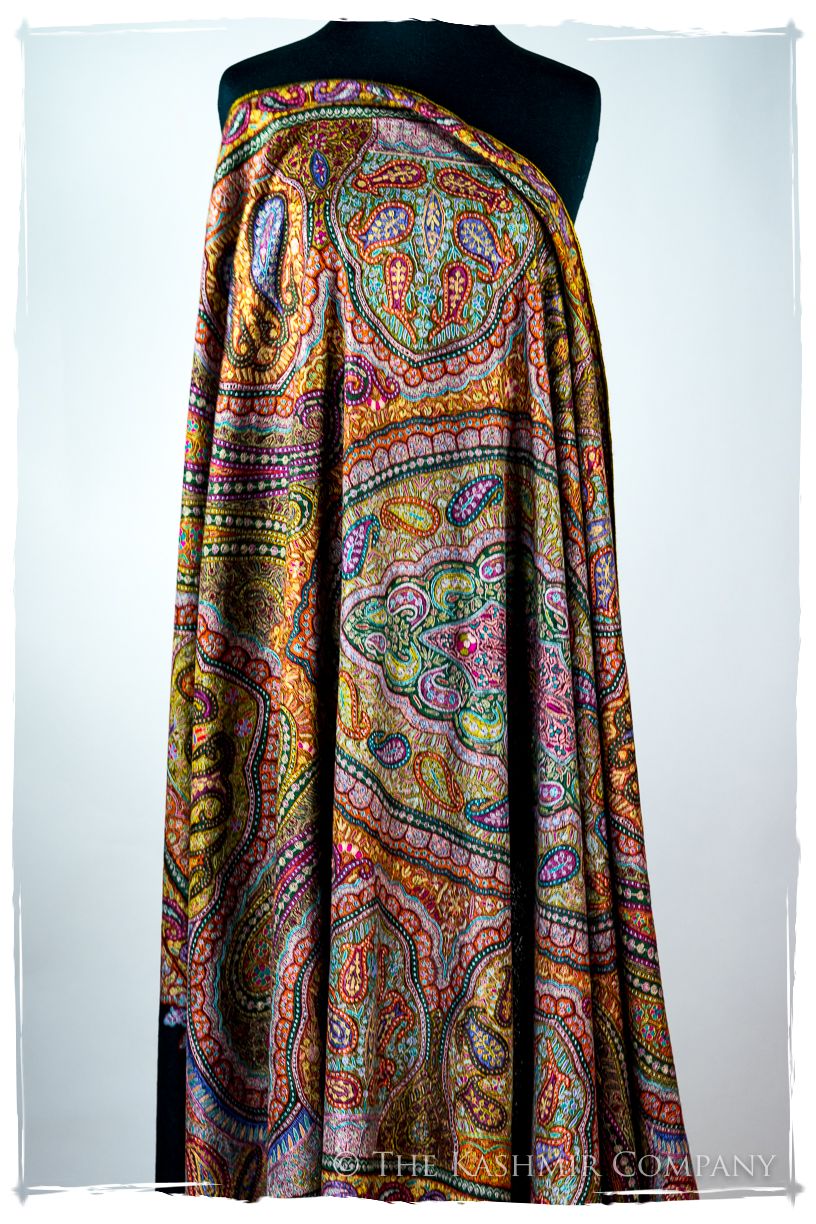 Jewels of Noorjéhan - Grand Pashmina Shawl