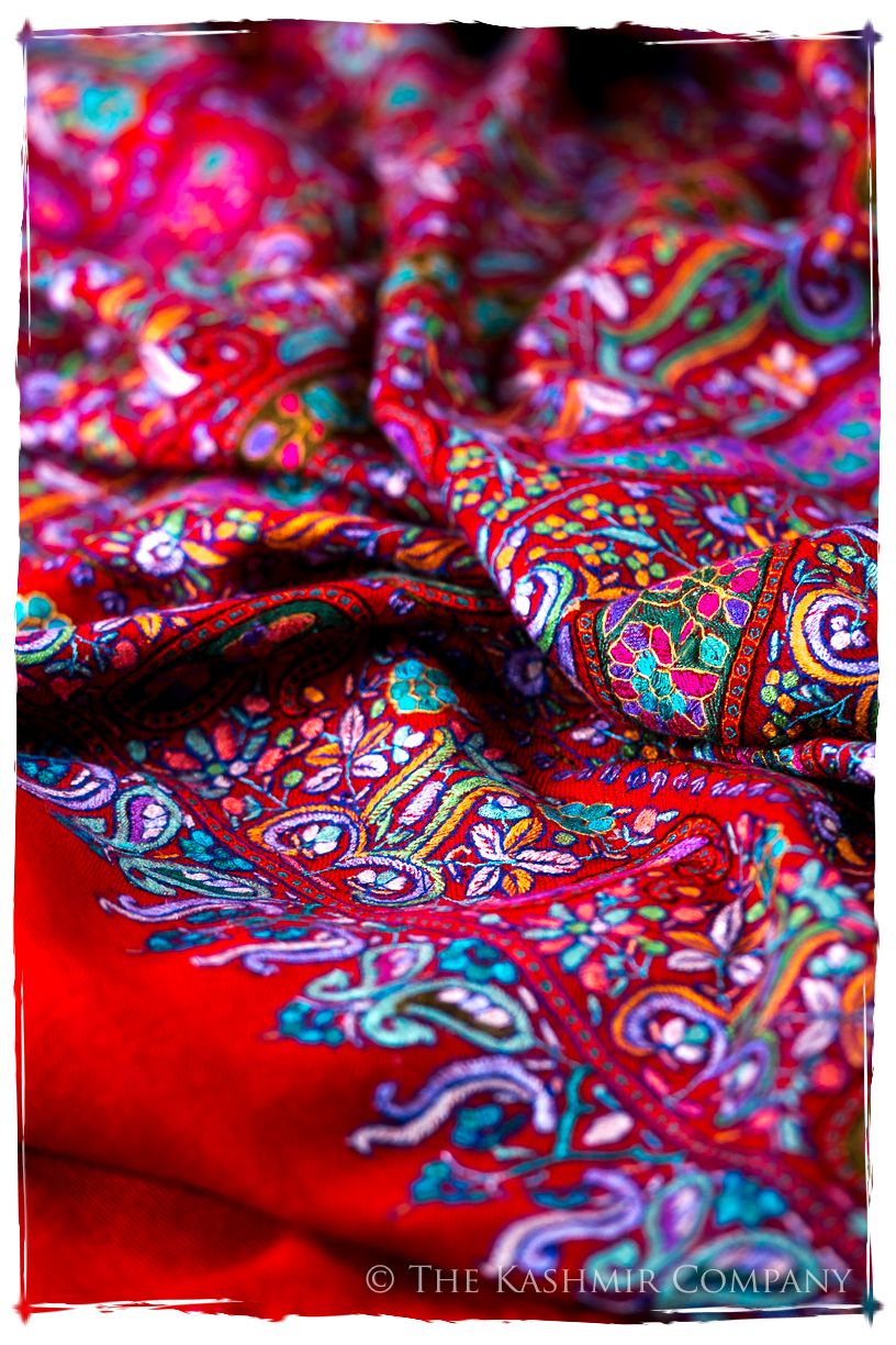 Le Rougé Paisley - Grand Pashmina Shawl