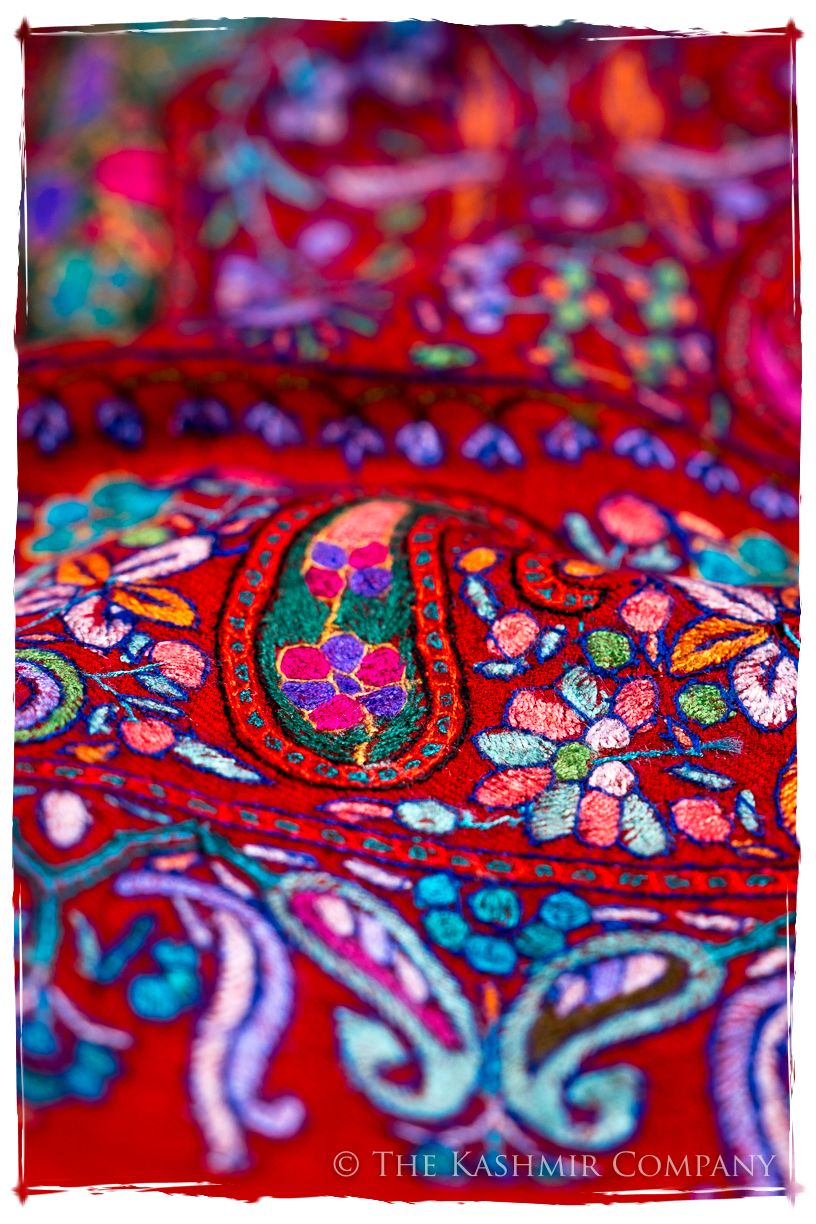 Le Rougé Paisley - Grand Pashmina Shawl