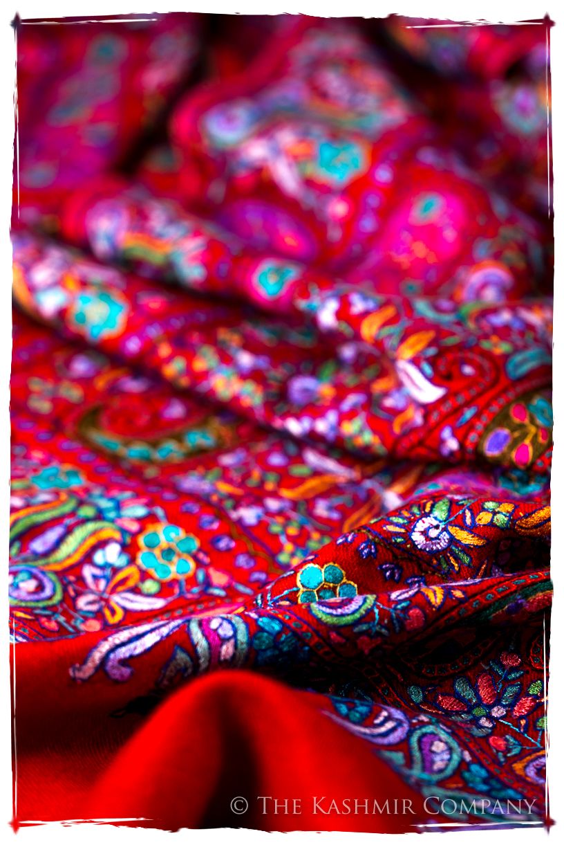 Le Rougé Paisley - Grand Pashmina Shawl