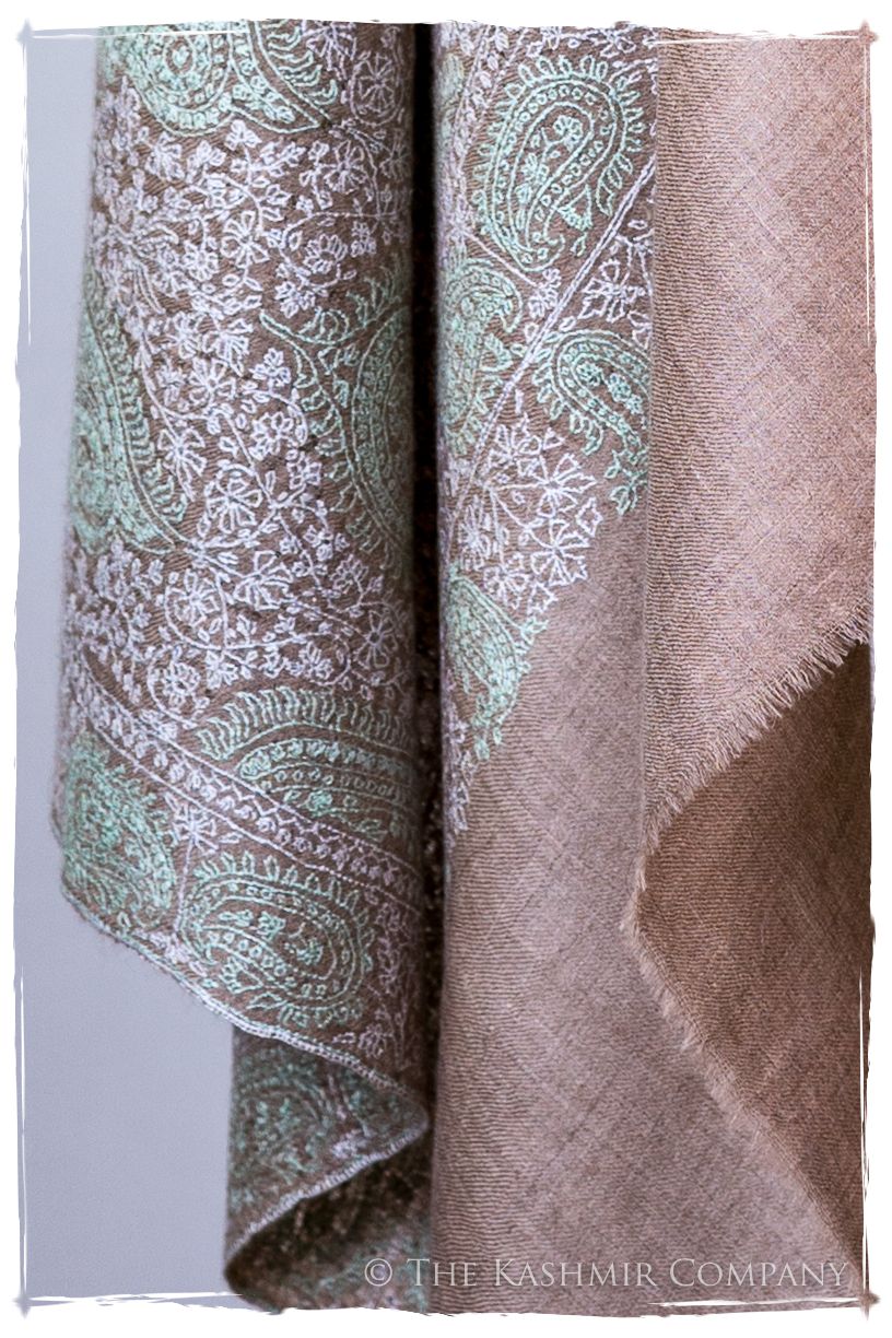 The Tropézienne - Grand Pashmina Shawl