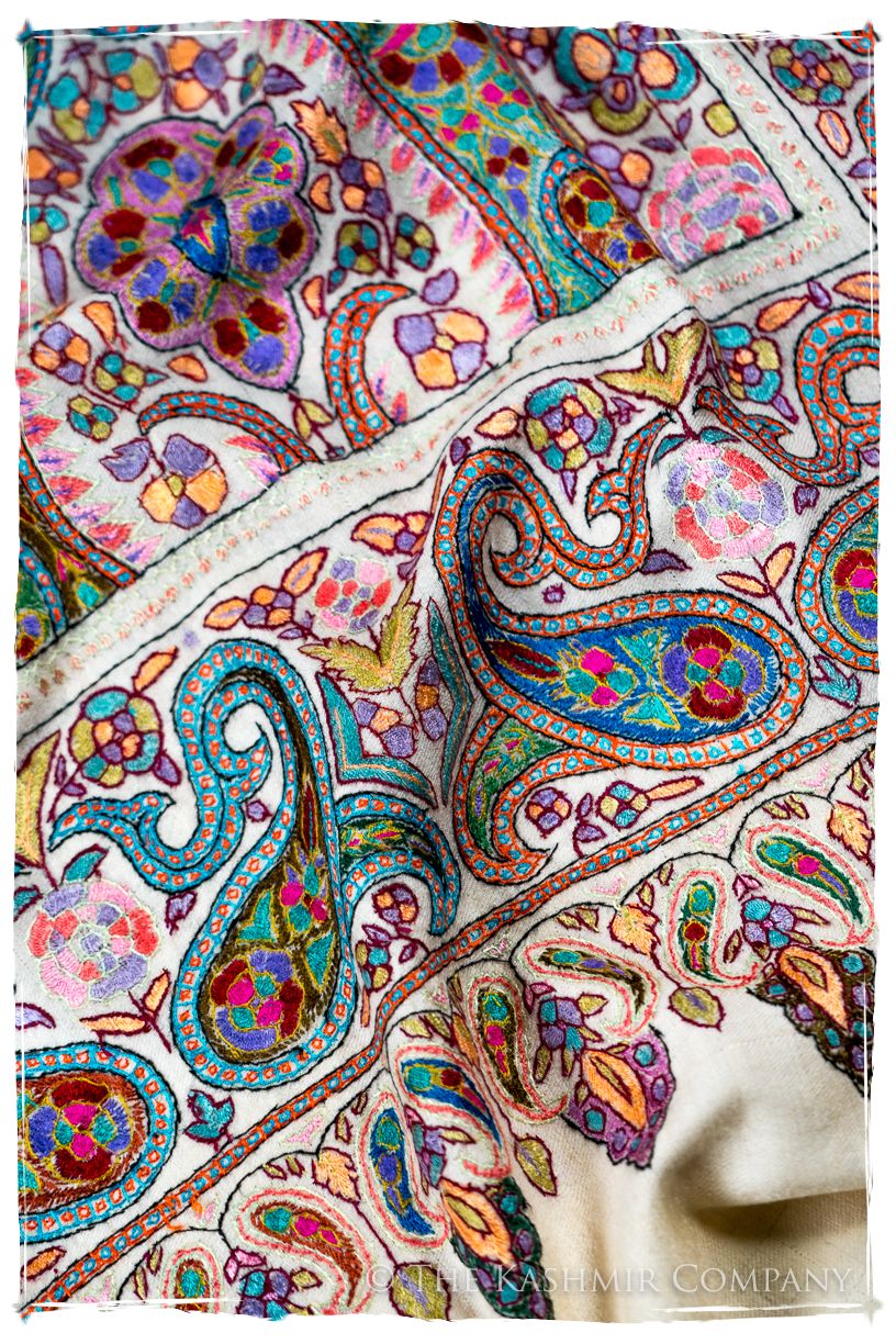 The Renaissance Français - Grand Pashmina Shawl