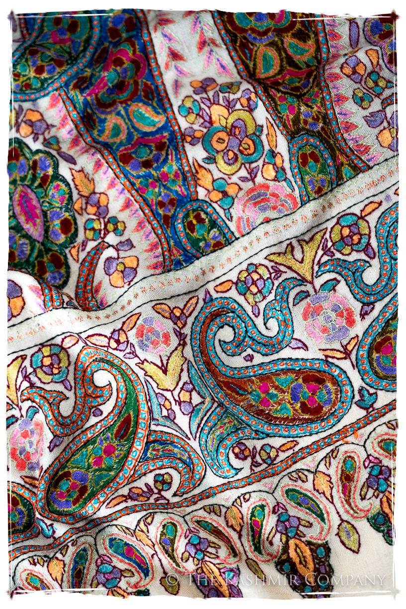 The Renaissance Français - Grand Pashmina Shawl