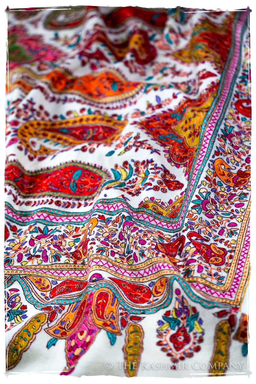 The Artisté Palétte- Grand Pashmina Shawl