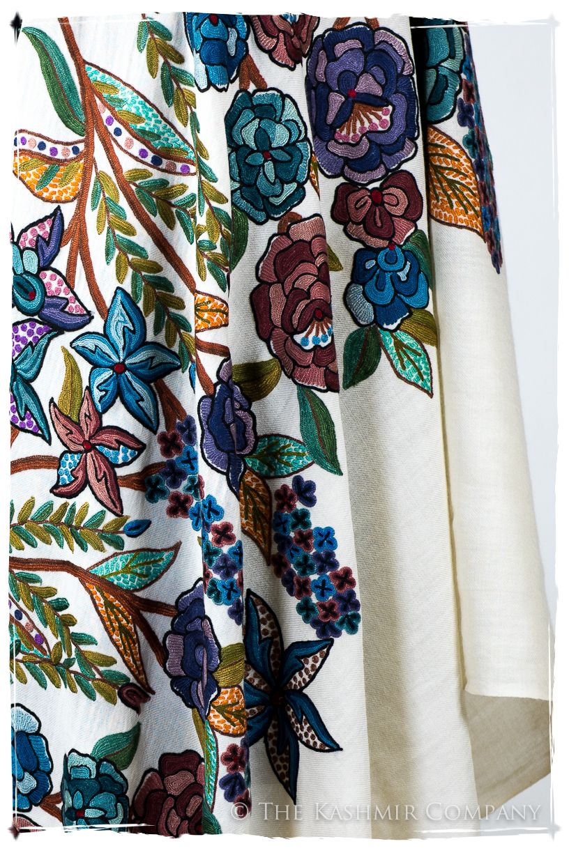 Nouvelle Soirée Genevé d'ivoire Shawl